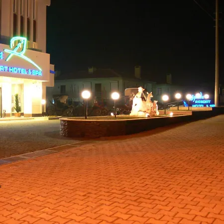 & Hotel