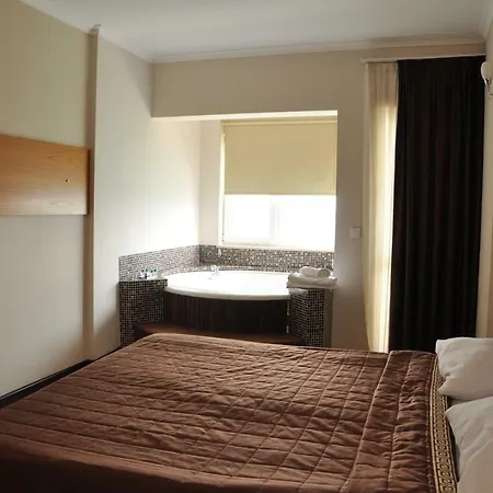 Hotel &