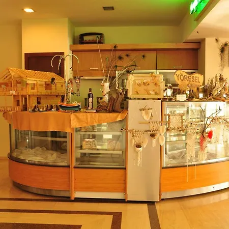 Hotel &