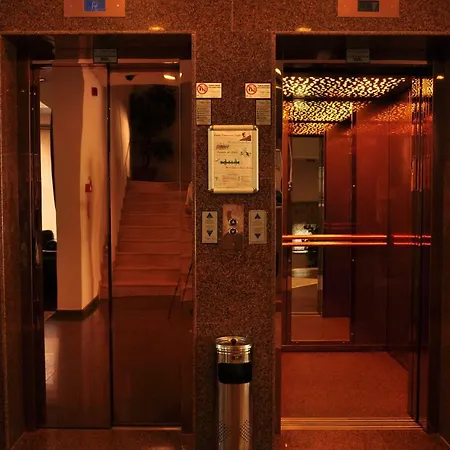 & فندق إجنيدا